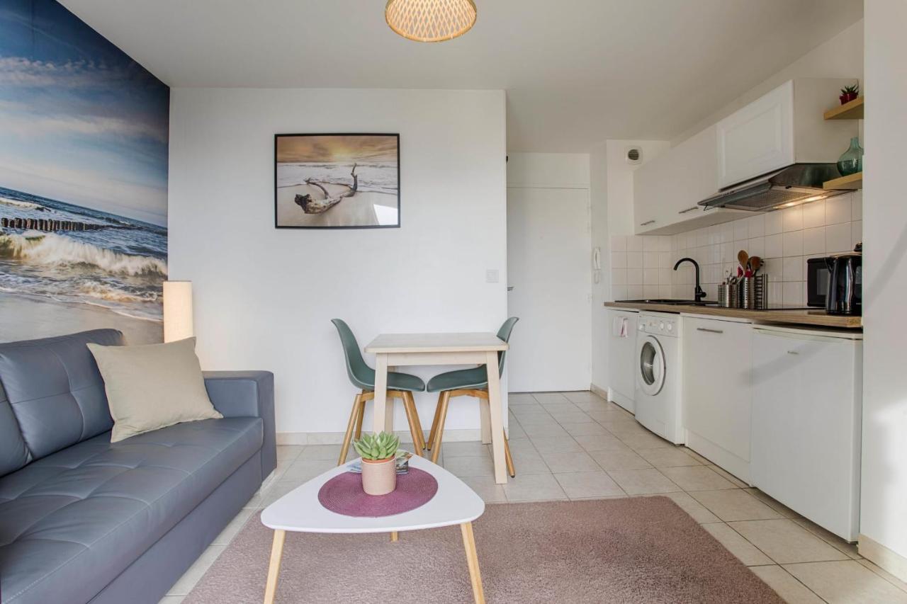 Апартаменты Cosy Flat At 100M From The Beach And Parking Уистреам Экстерьер фото