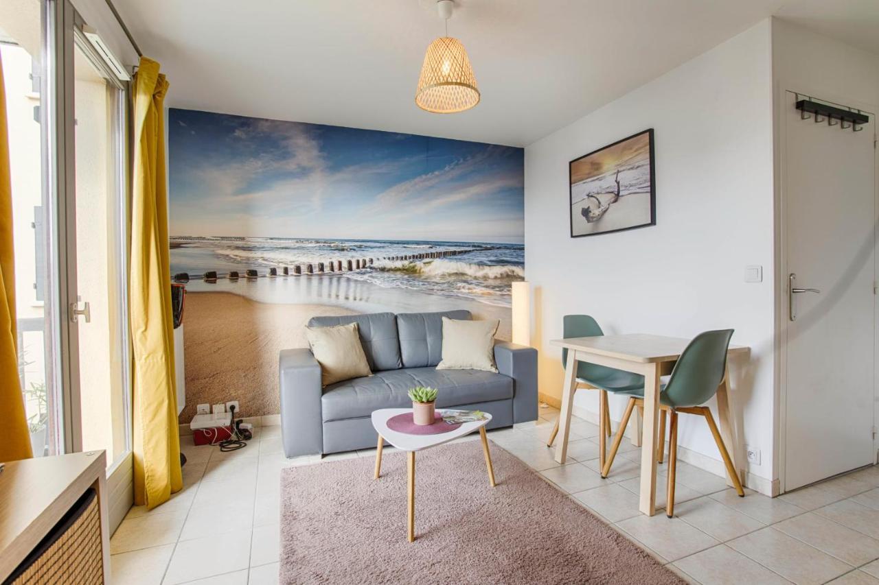 Апартаменты Cosy Flat At 100M From The Beach And Parking Уистреам Экстерьер фото